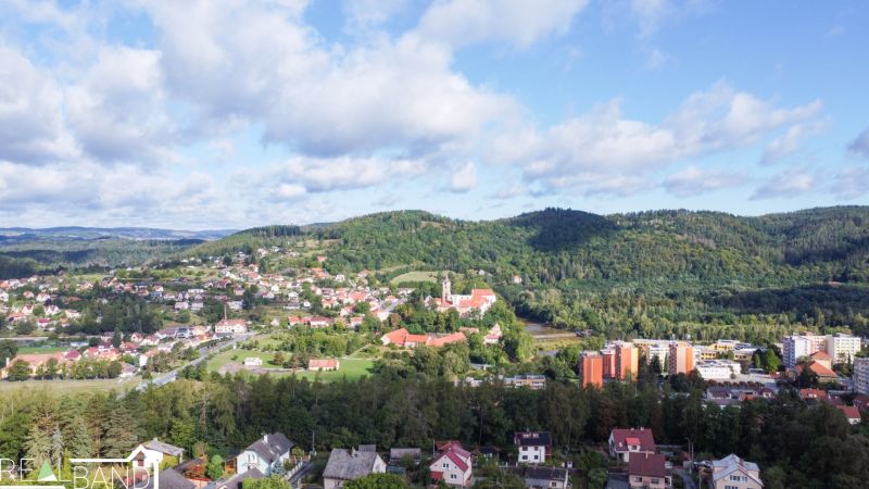 Prodej rodinného domu Sázava, okres Benešov – zahrada 661 m².