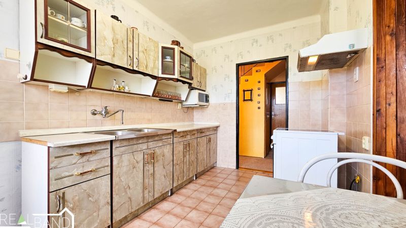 Prodej rodinného domu Sázava, okres Benešov – zahrada 661 m².