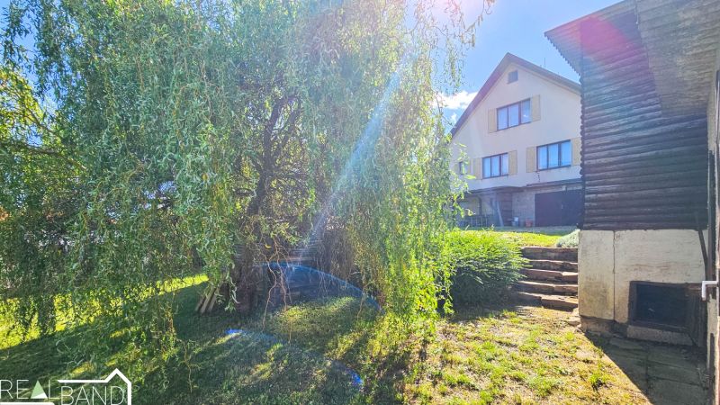 Prodej rodinného domu Sázava, okres Benešov – zahrada 661 m².