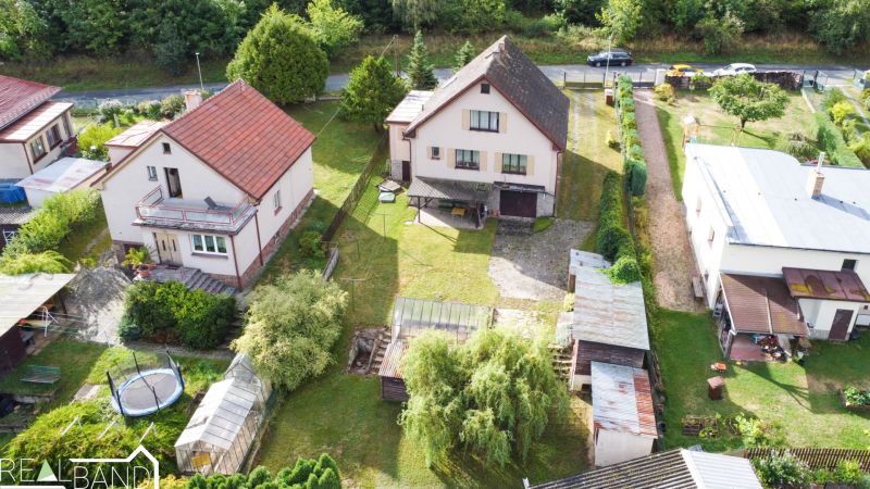 Prodej rodinného domu Sázava, okres Benešov – zahrada 661 m².