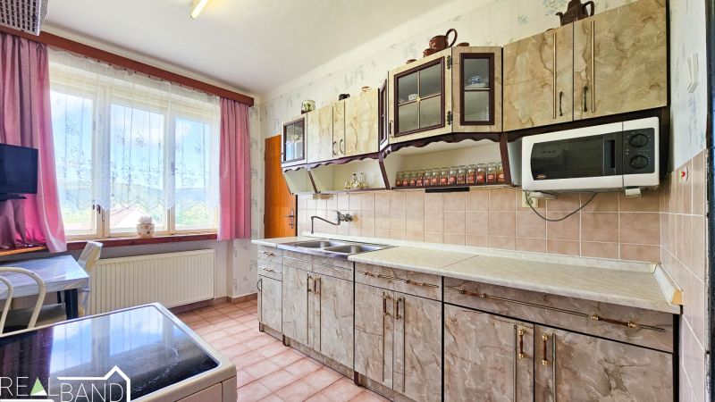 Prodej rodinného domu Sázava, okres Benešov – zahrada 661 m².